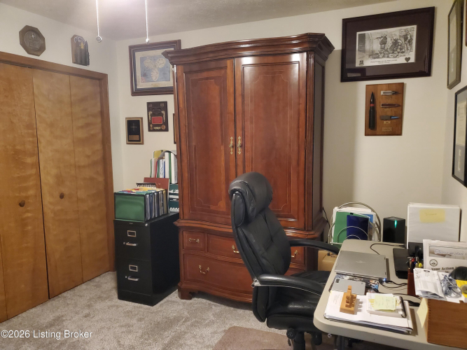 Listing Image 32
