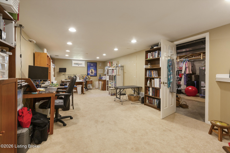 Listing Image 32