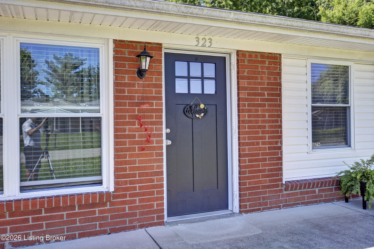 Listing Image 19