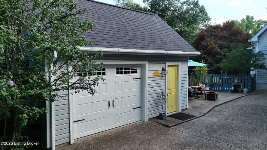 Listing Image 18