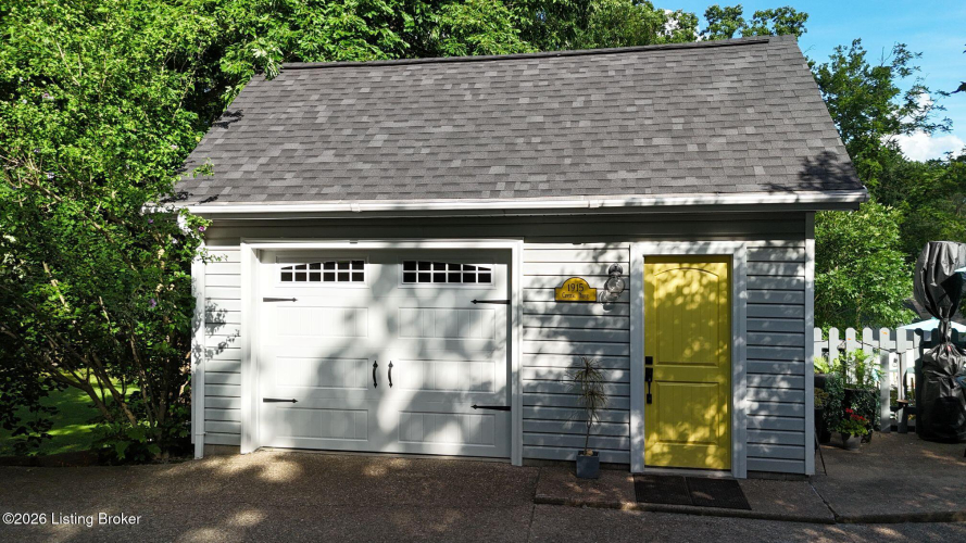 Listing Image 20
