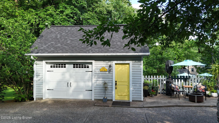 Listing Image 21