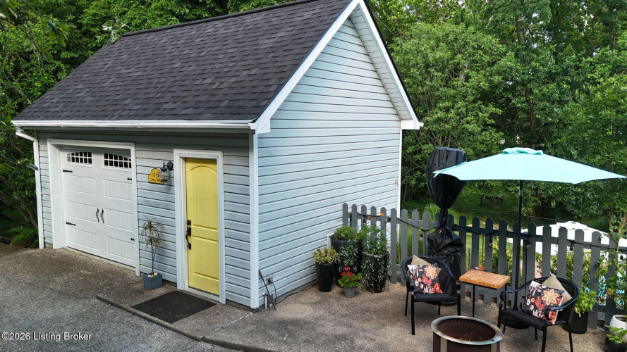 Listing Image 22
