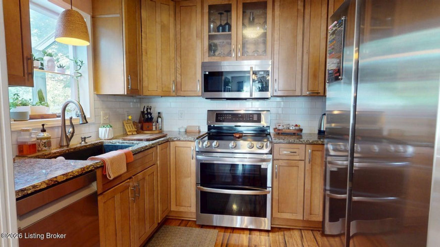 Listing Image 31