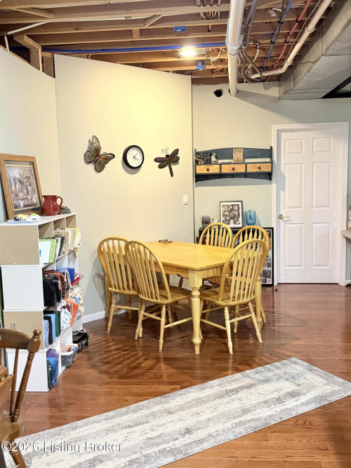 Listing Image 59