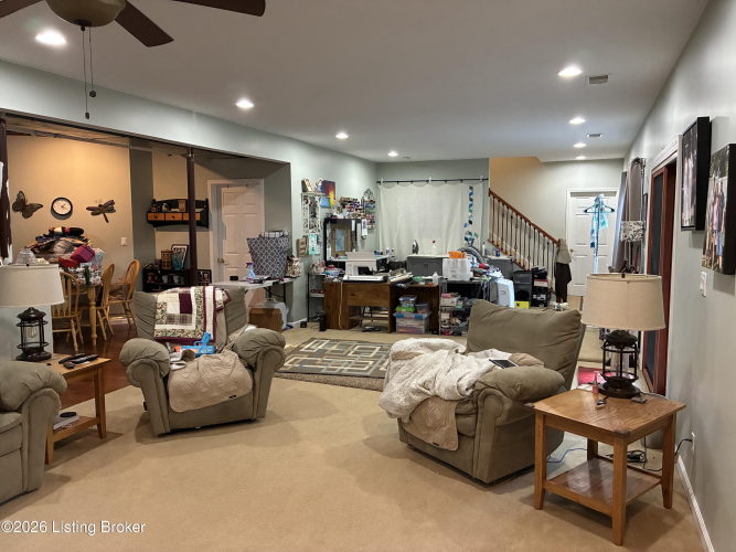 Listing Image 66