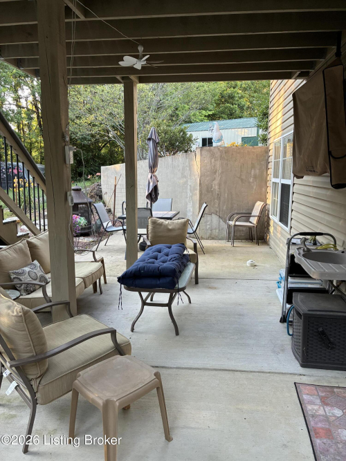 Listing Image 82