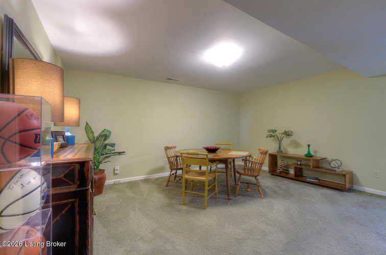 Listing Image 41