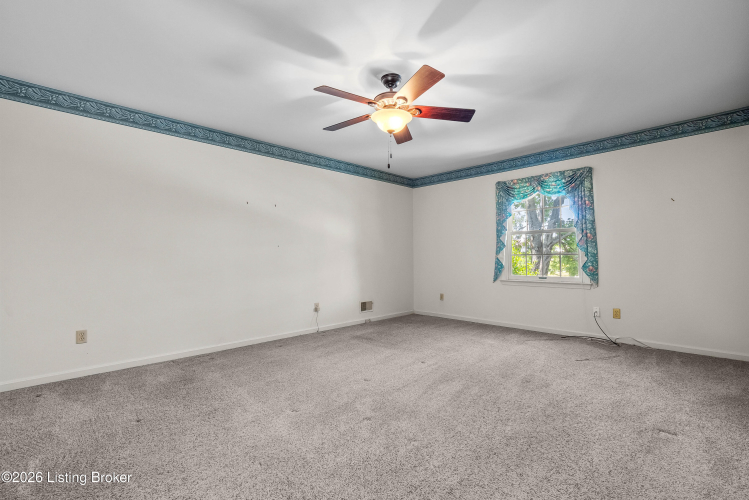 Listing Image 24