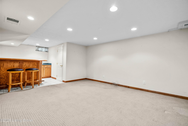 Listing Image 41