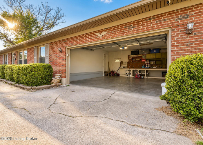 Listing Image 38