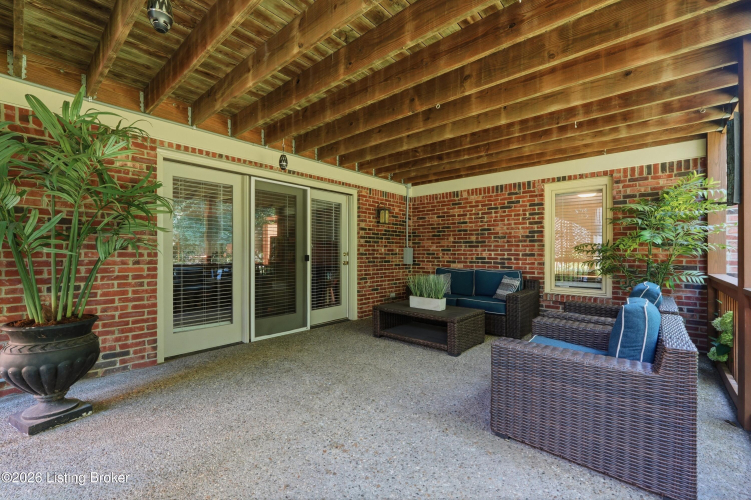 Listing Image 52