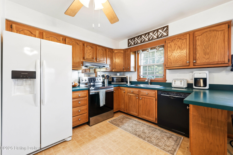 Listing Image 12