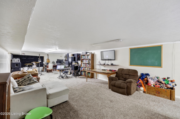 Listing Image 37