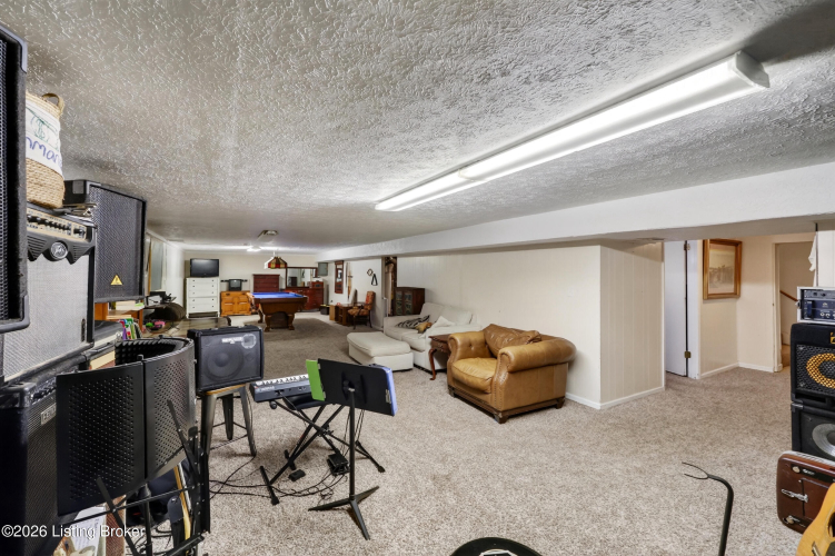 Listing Image 41