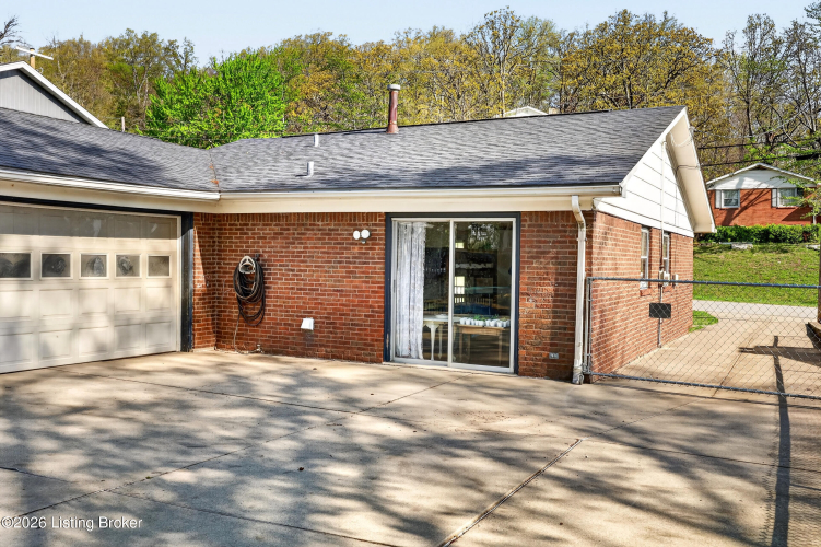 Listing Image 48