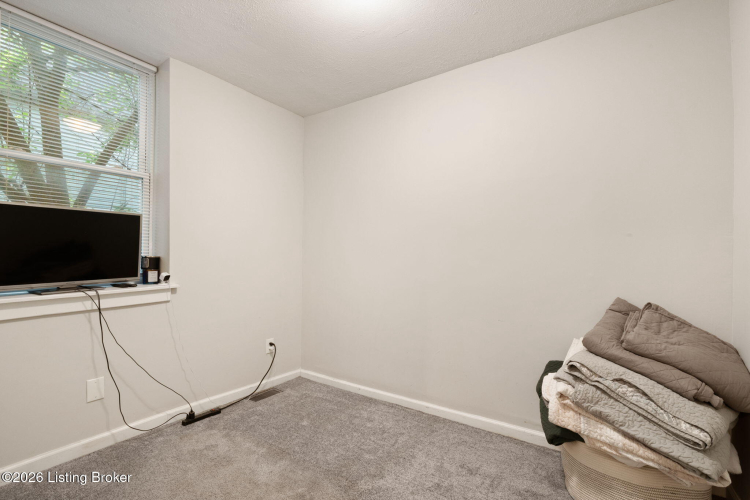 Listing Image 27