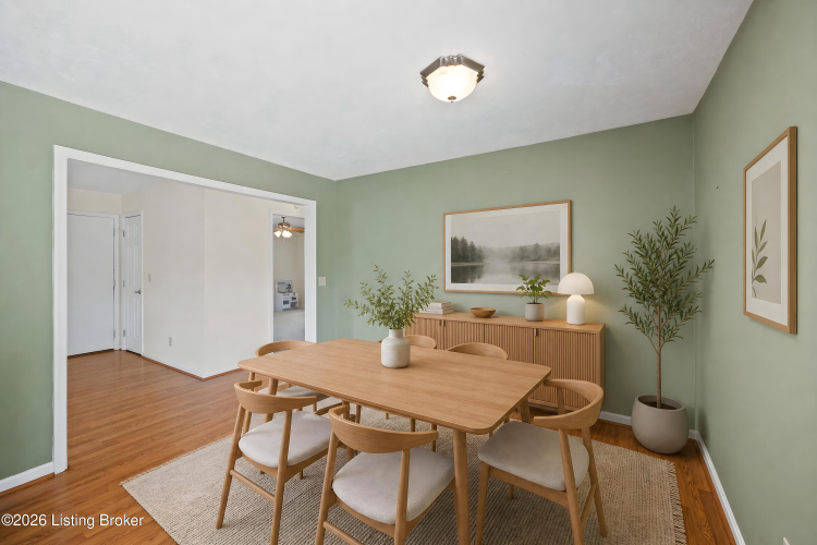 Listing Image 12