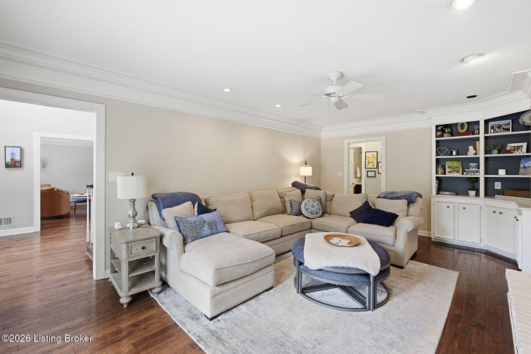 Listing Image 20
