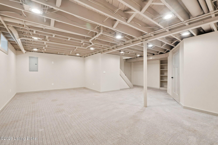 Listing Image 27