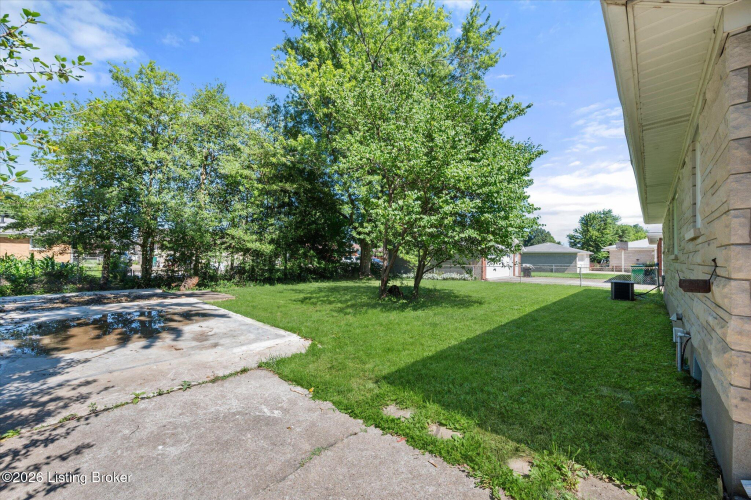 Listing Image 29