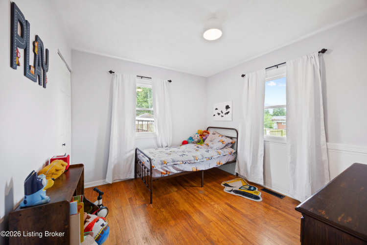 Listing Image 15