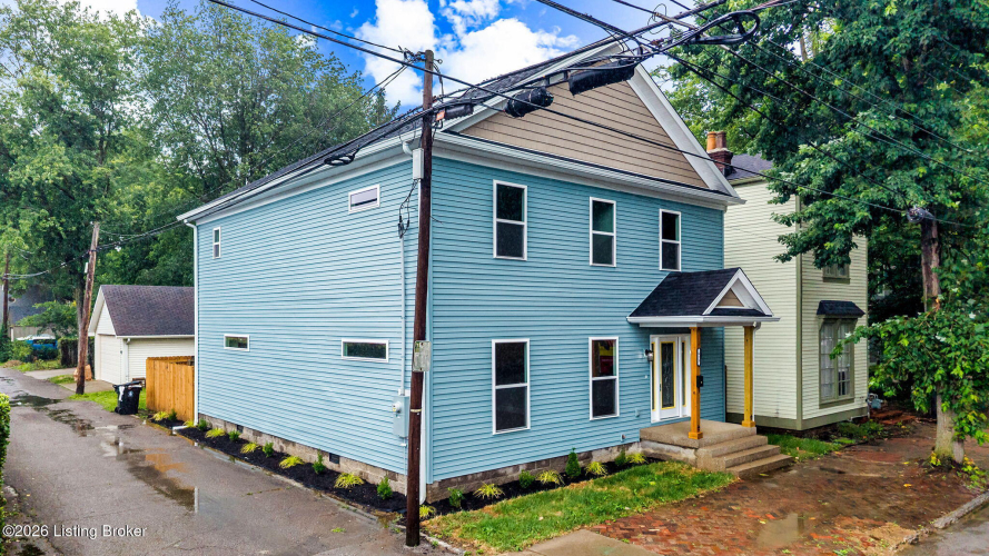 Listing Image 3