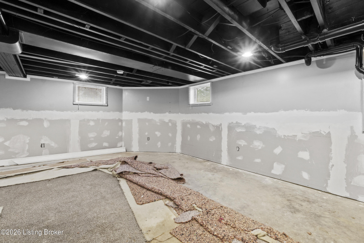 Listing Image 29