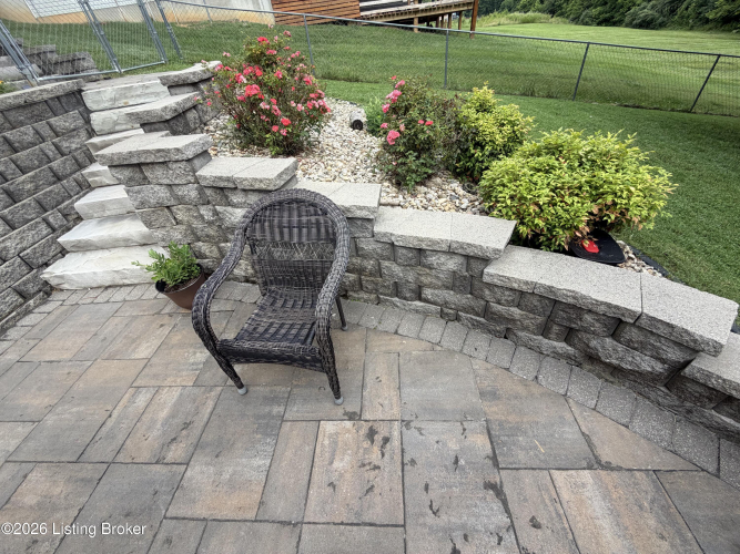 Listing Image 42