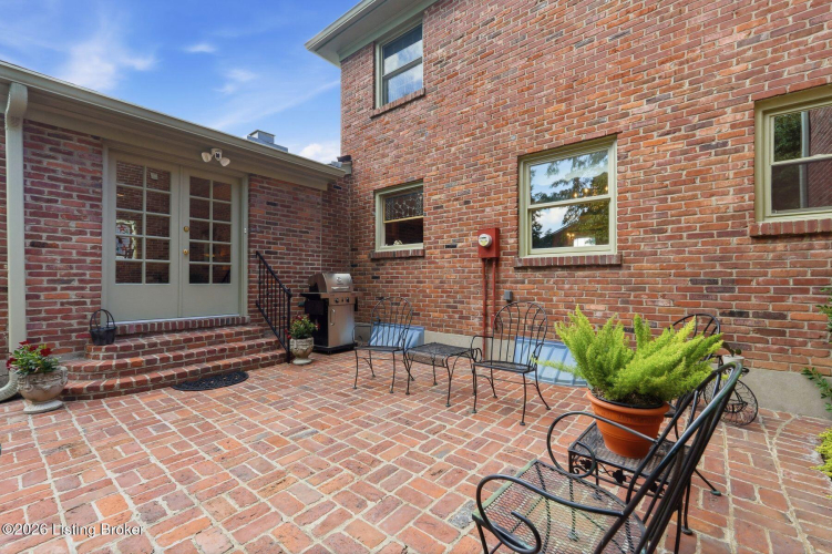 Listing Image 50