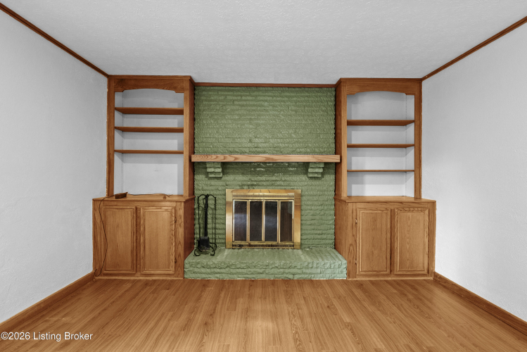 Listing Image 25