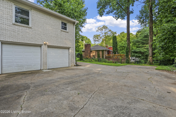 Listing Image 32