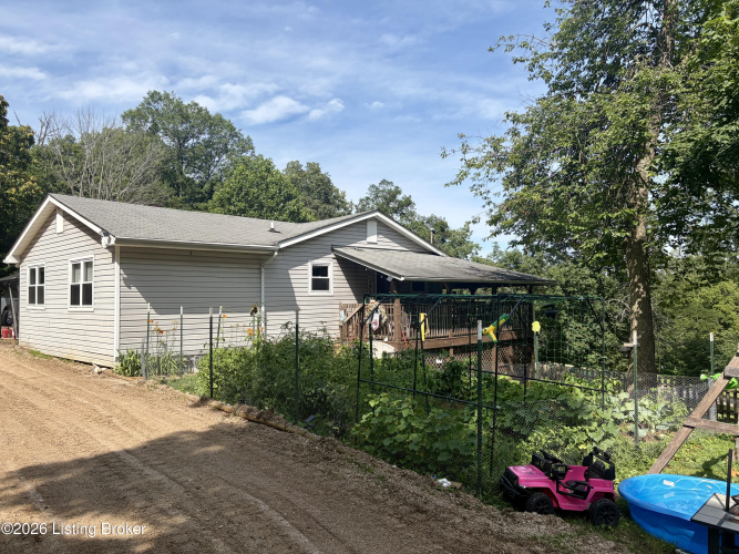 Listing Image 30