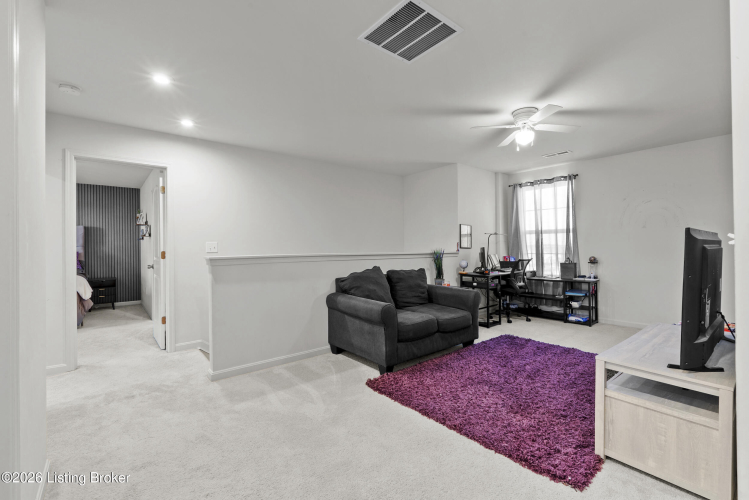 Listing Image 43
