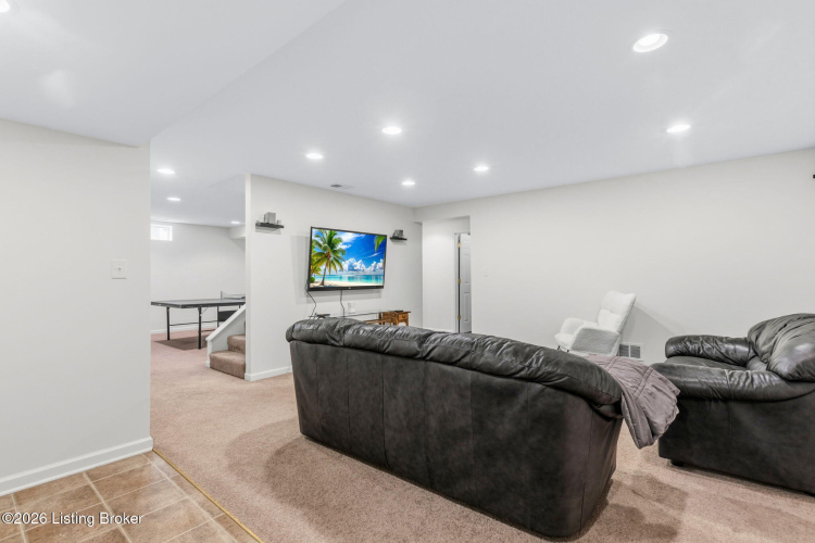 Listing Image 56