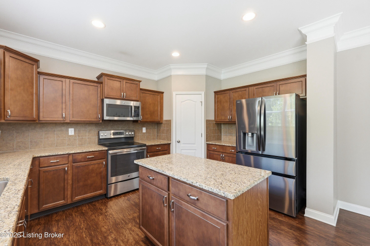 Listing Image 13