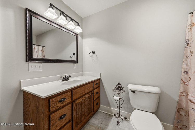Listing Image 52