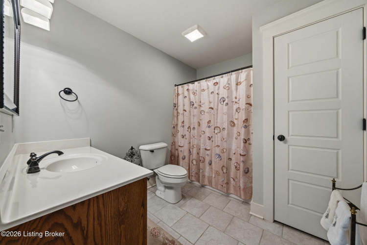 Listing Image 53