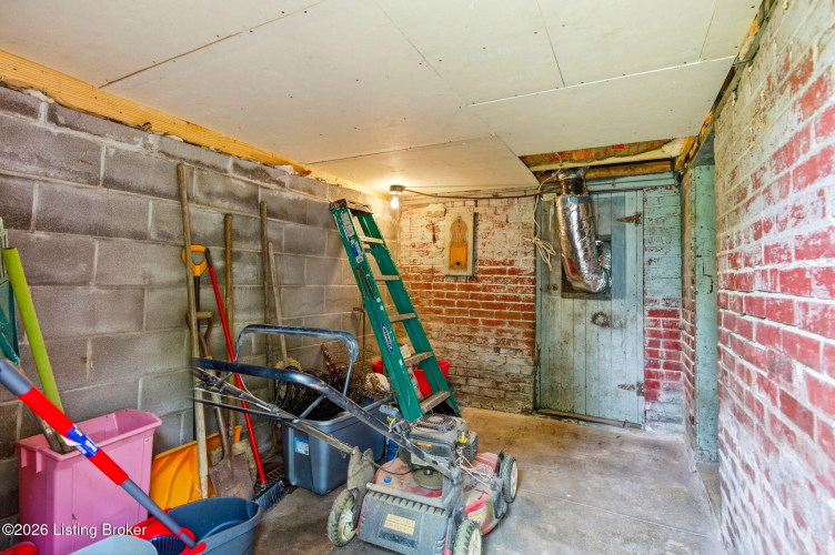 Listing Image 33