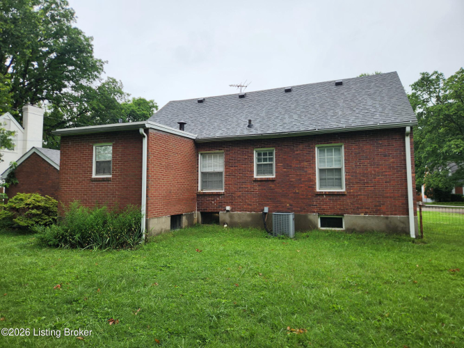 Listing Image 24