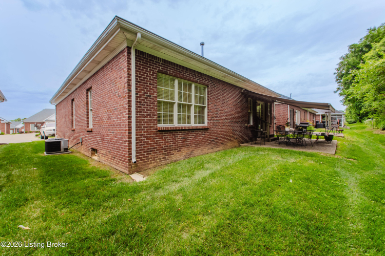 Listing Image 46