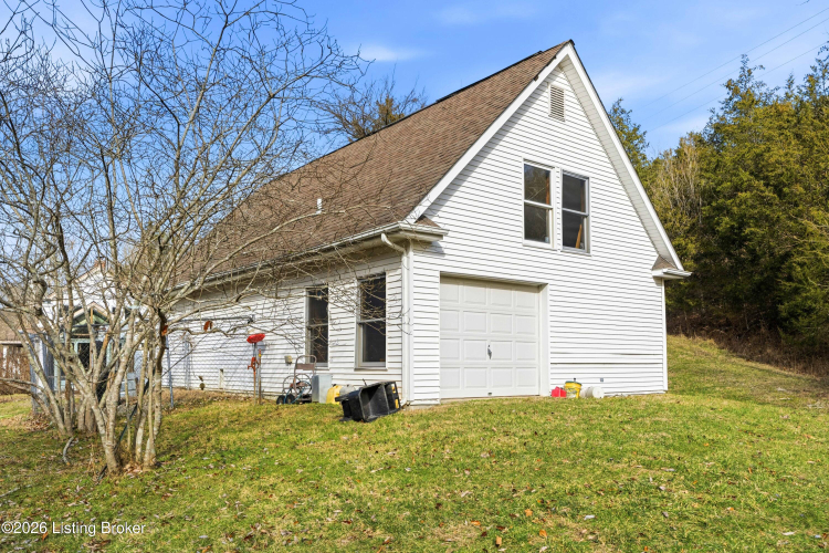 Listing Image 42