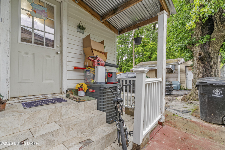 Listing Image 20
