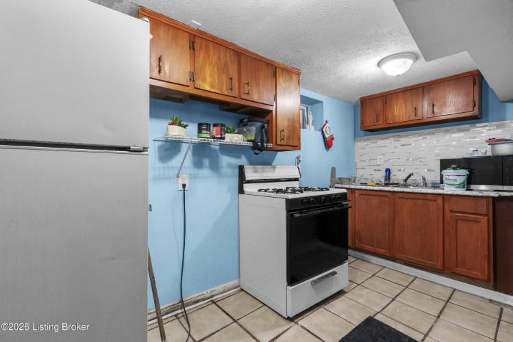 Listing Image 29