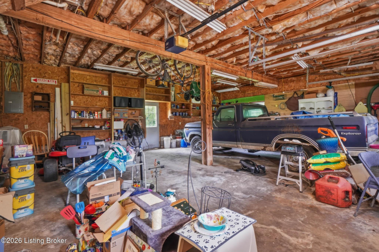 Listing Image 64