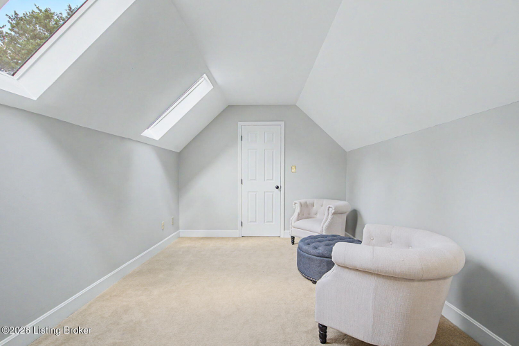 Listing Image 36