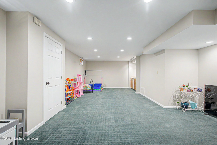 Listing Image 50
