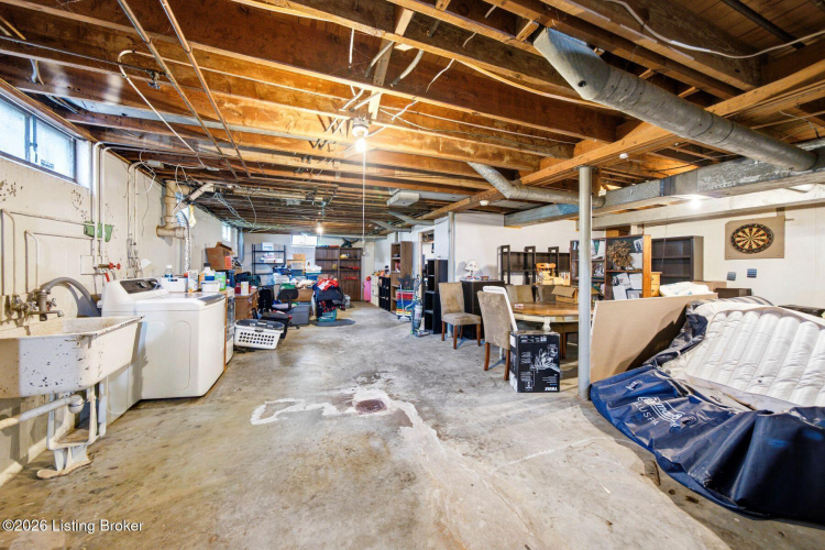 Listing Image 32