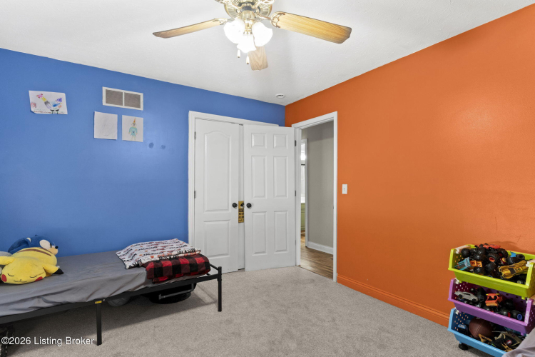 Listing Image 17