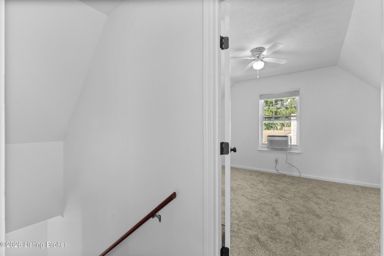Listing Image 27